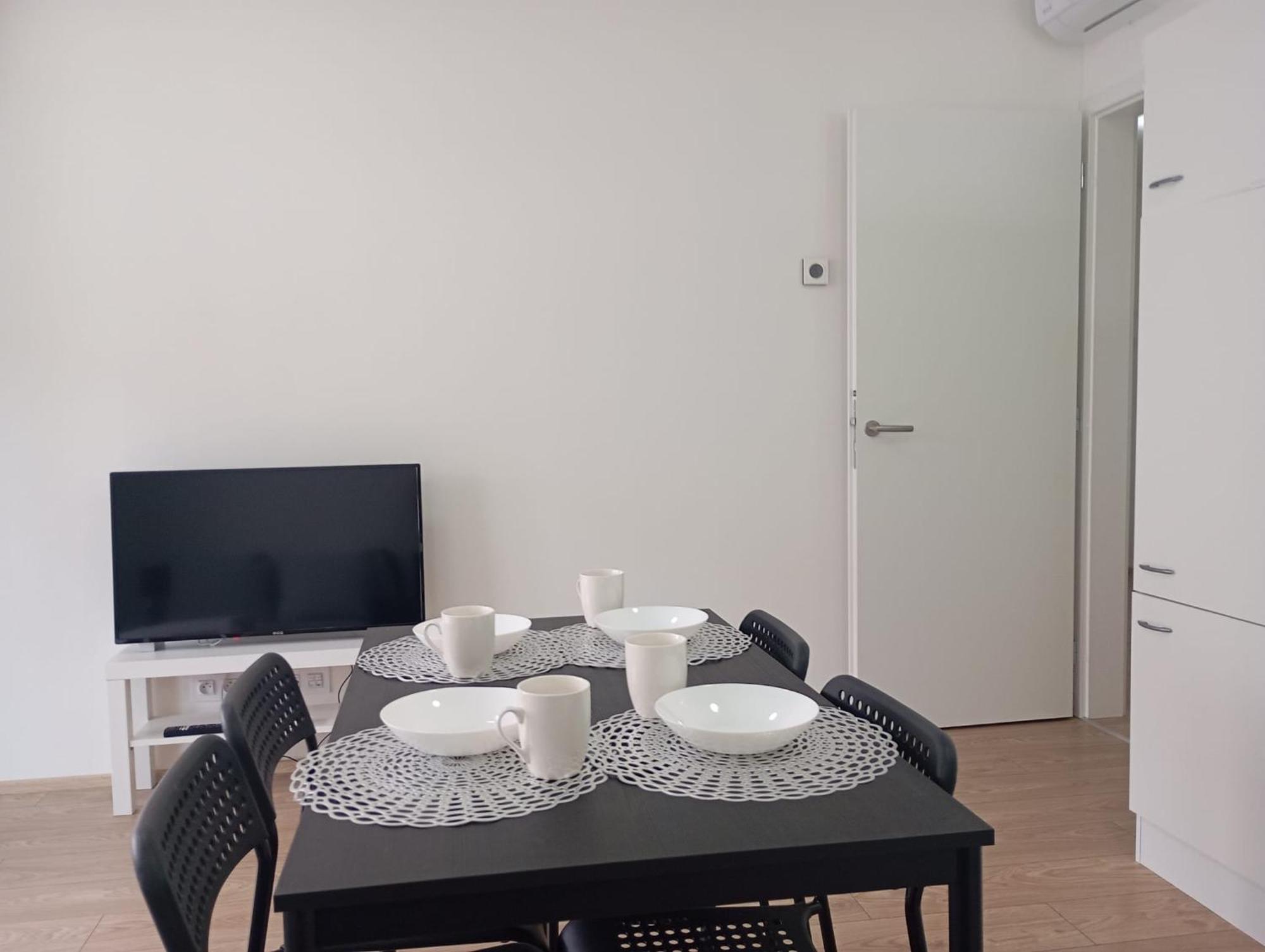 Novy Apartman S Terasou برنو المظهر الخارجي الصورة